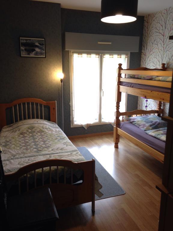 Chambres D'Hotes Le Bas Rassinoux Saint-Ouen-des-Alleux Luaran gambar